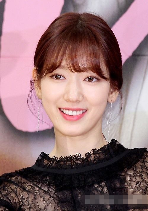 樸信惠曬小27歲堂弟照片 網(wǎng)友熱議:最萌年齡差(圖)